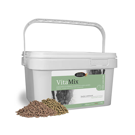 Seau de 3 kg Horse Master VitaMix, granulés minéraux et vitaminés pour cheval